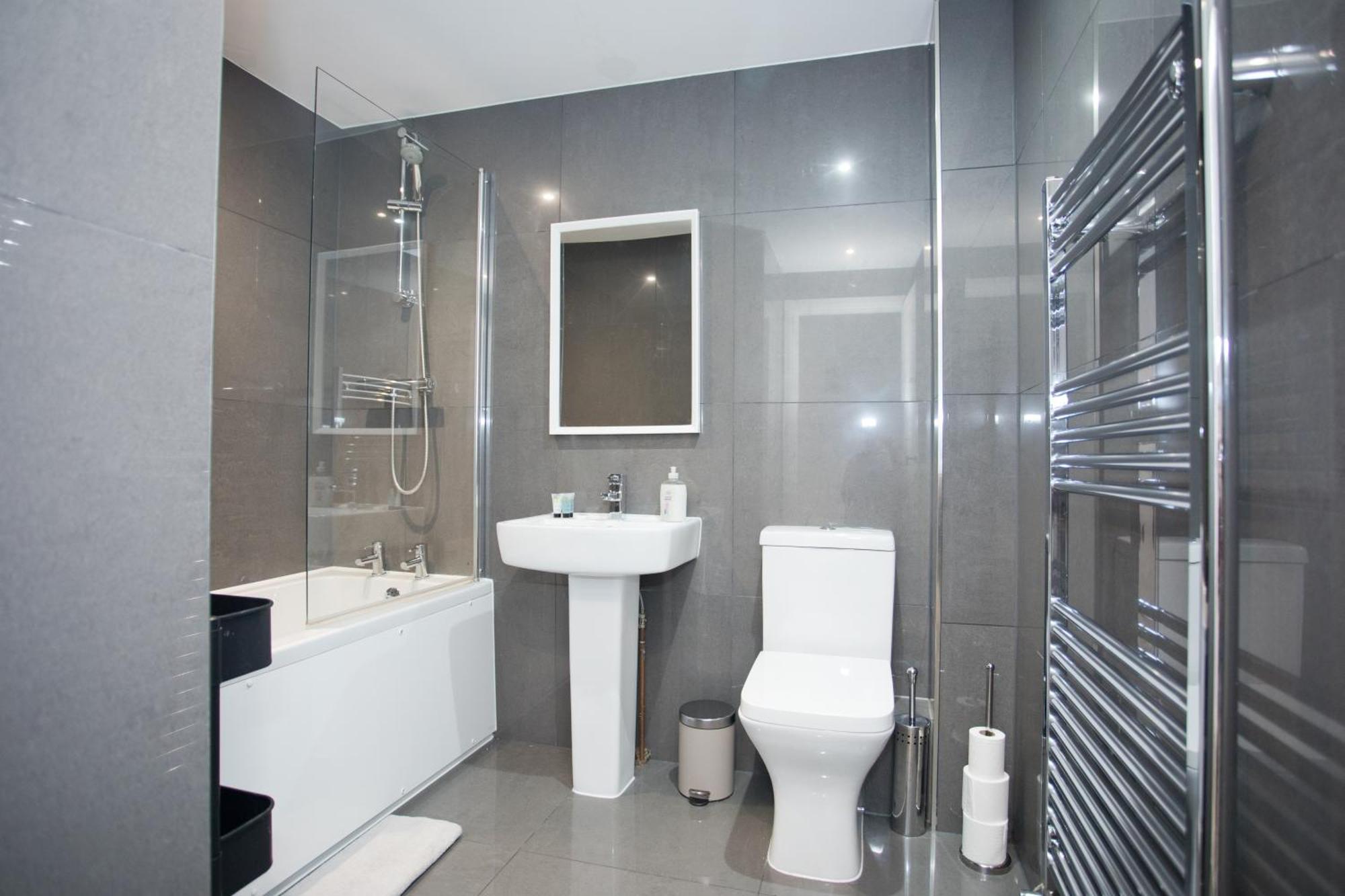 Апартаменты Sea Air - 2 Bedrooms - Parking - Mins To Борнмут