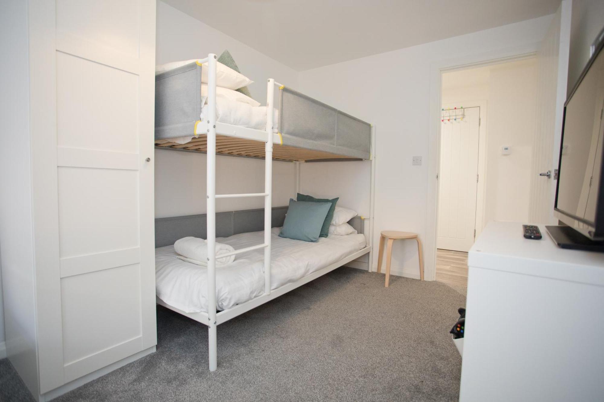 Sea Air - 2 Bedrooms - Parking - Mins To Апартаменты
